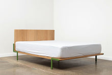 Load image into Gallery viewer, Prism Platform Bed