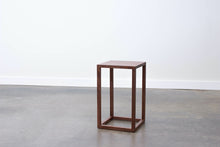 Load image into Gallery viewer, Minimalist Side Table